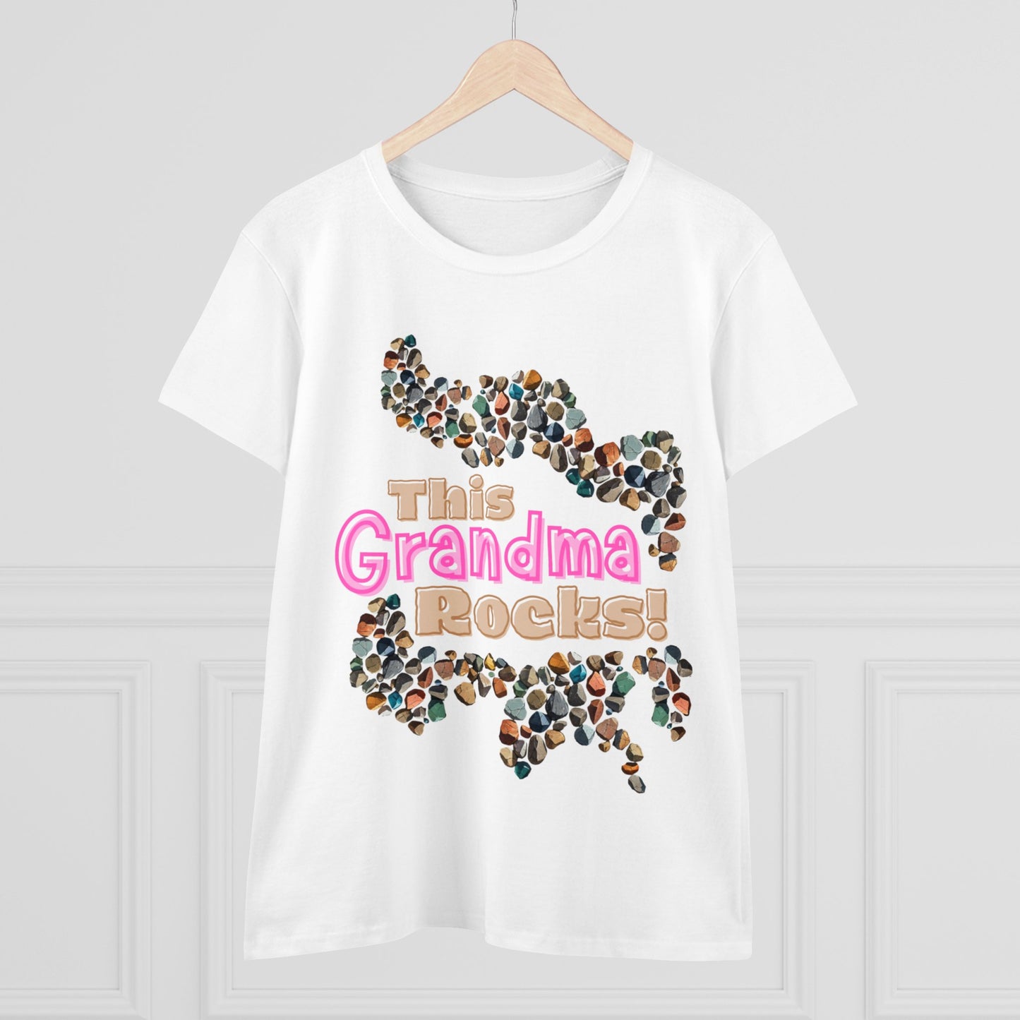Mother’s Day: This grandma rocks - Women's Midweight Cotton Tee